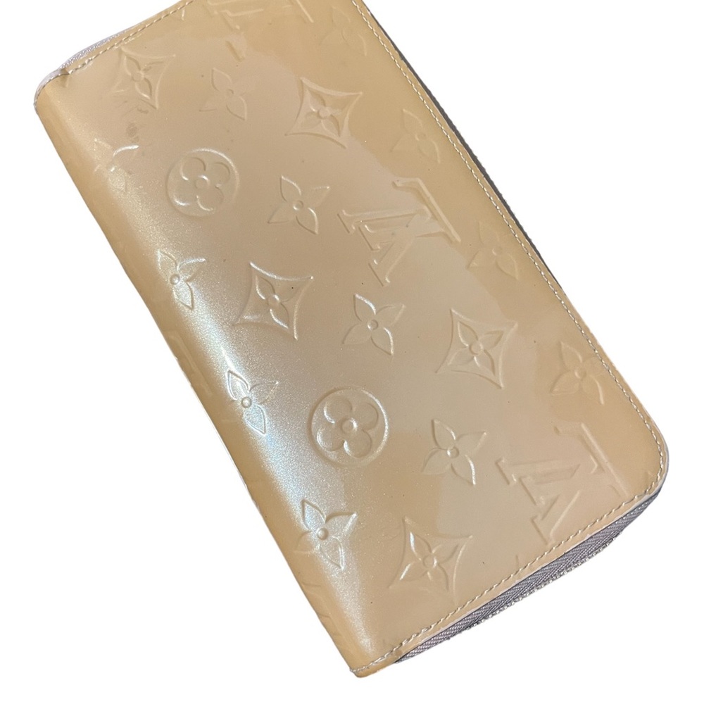 Louis Vuitton Vernis Zippy Wallet SP0140